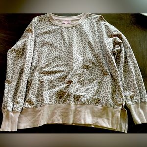 Pink Lily pink/gray patterned sweatshirt